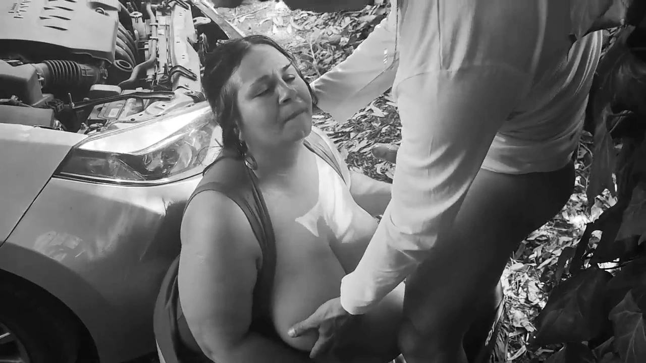 Curvy Latina stepmom gets wild in car with young guy porn video